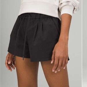 Lululemon Stroll At Sundown 3” Short